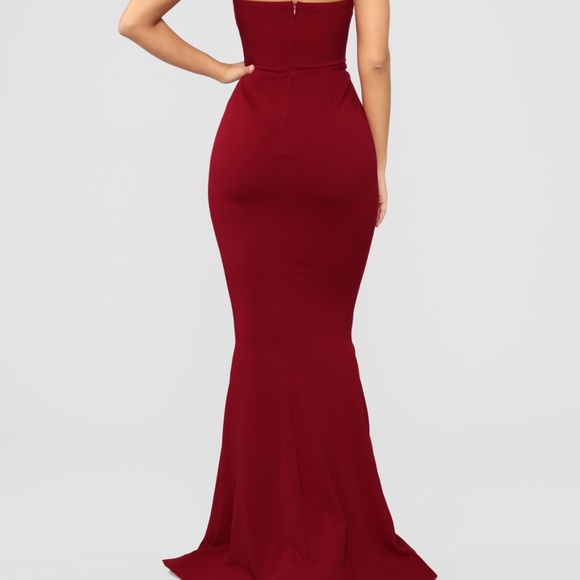 Evening gown ruby red dress - Picture 3 of 3